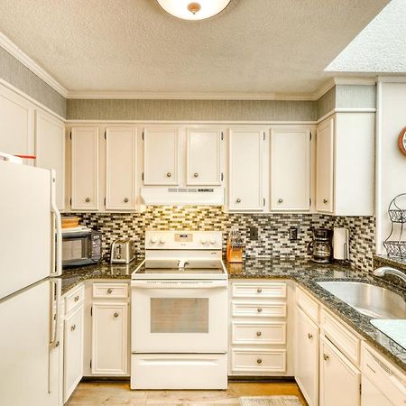 Atlantic Escape Apartment Myrtle Beach Exterior photo